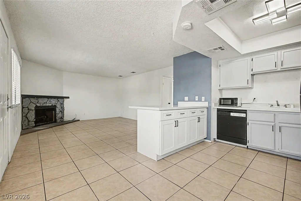 1608 Burningwood, Las Vegas, NV 89108