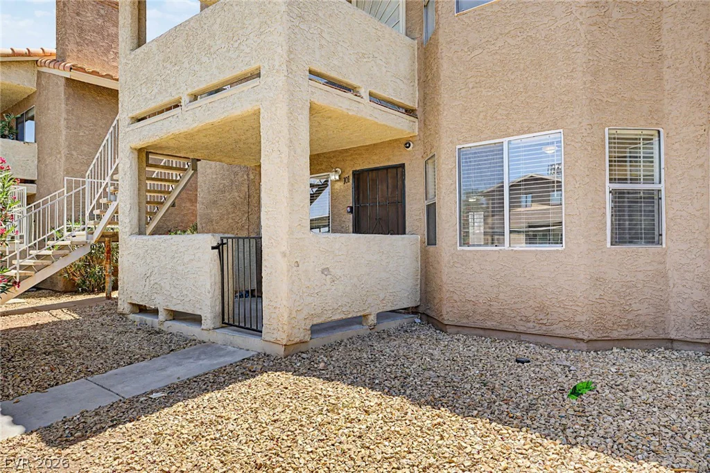 1608 Burningwood, Las Vegas, NV 89108