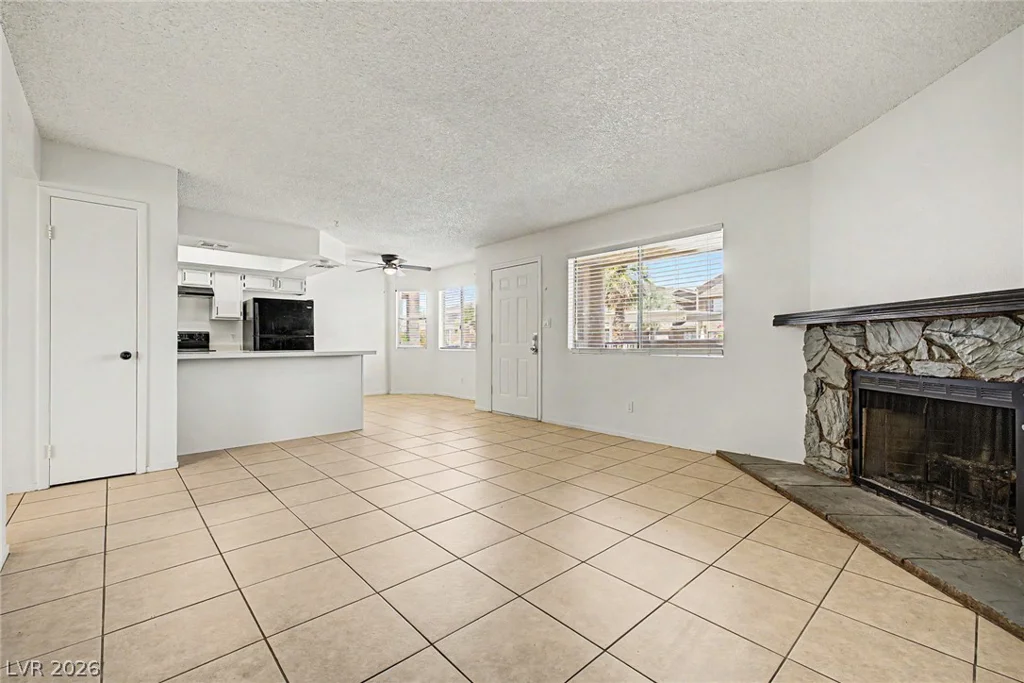 1608 Burningwood, Las Vegas, NV 89108
