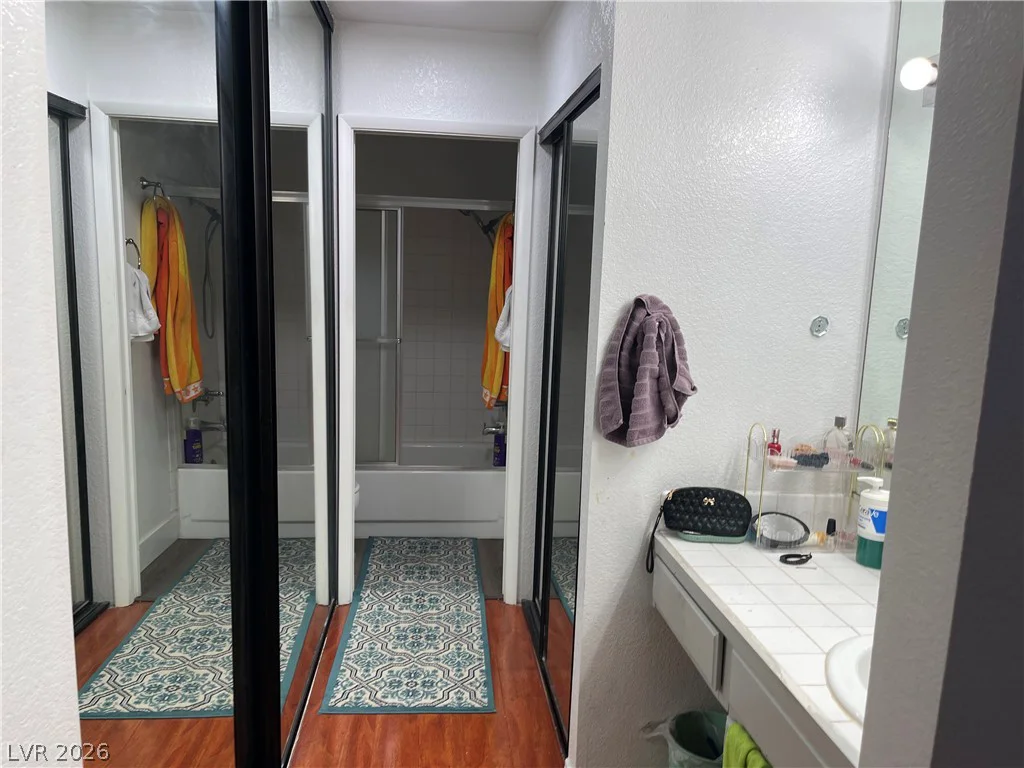 6250 Flamingo, Las Vegas, NV 89103