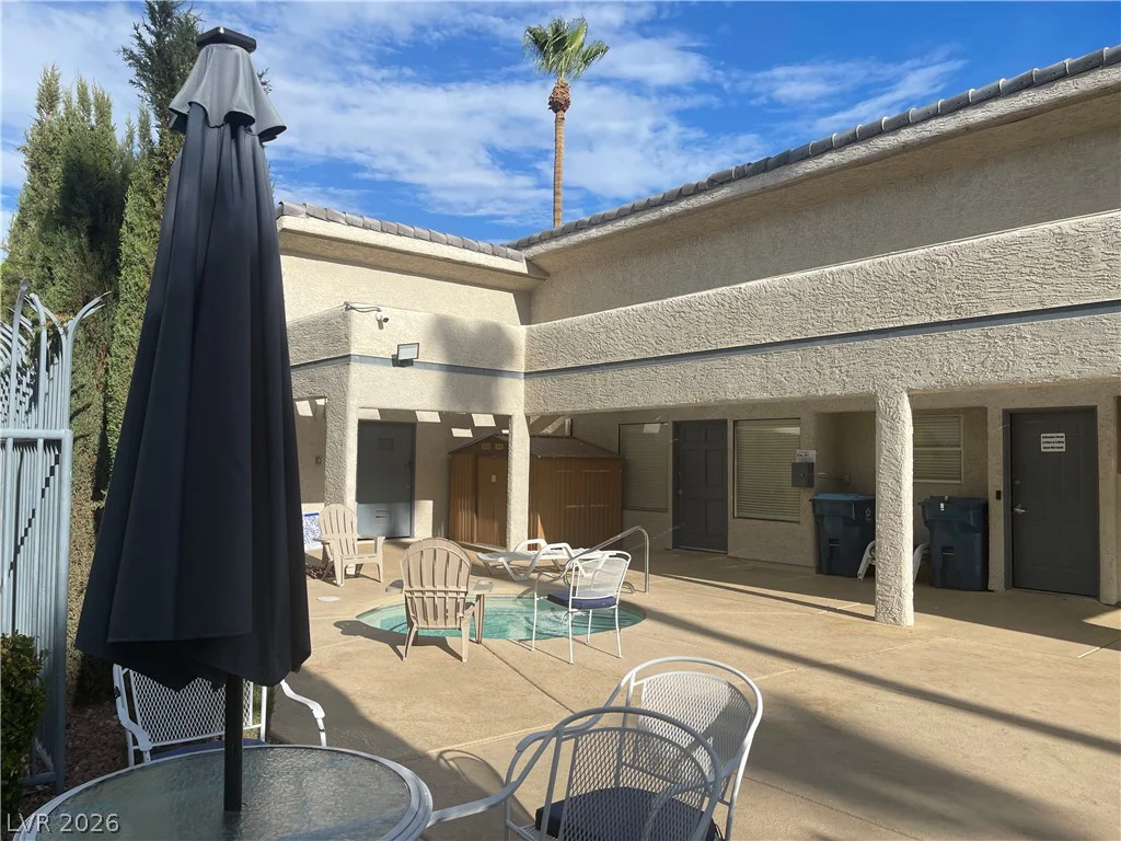 6250 Flamingo, Las Vegas, NV 89103