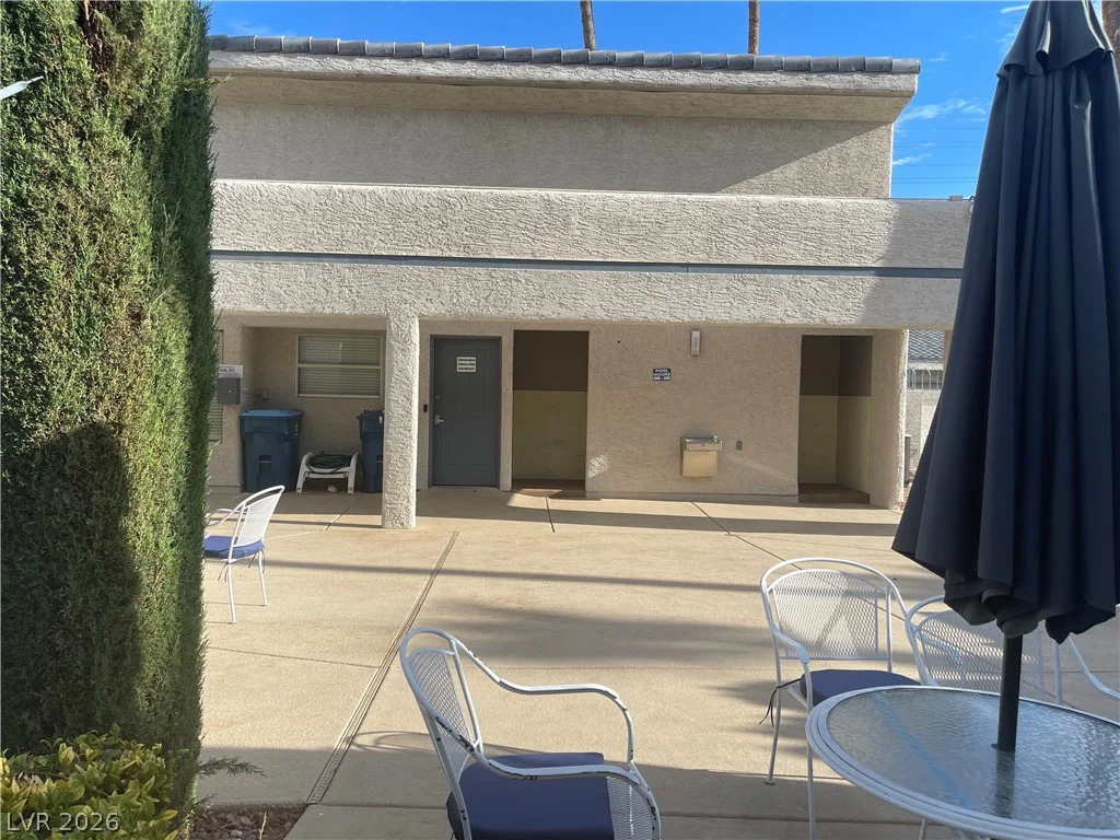 6250 Flamingo, Las Vegas, NV 89103