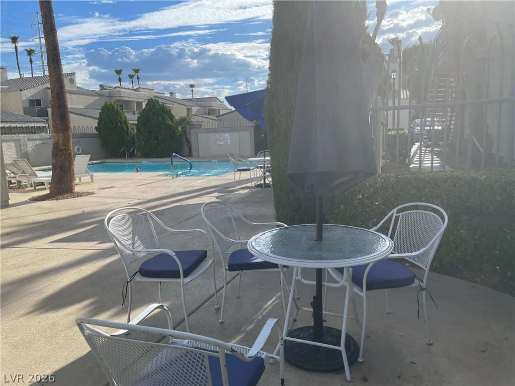 6250 Flamingo, Las Vegas, NV 89103