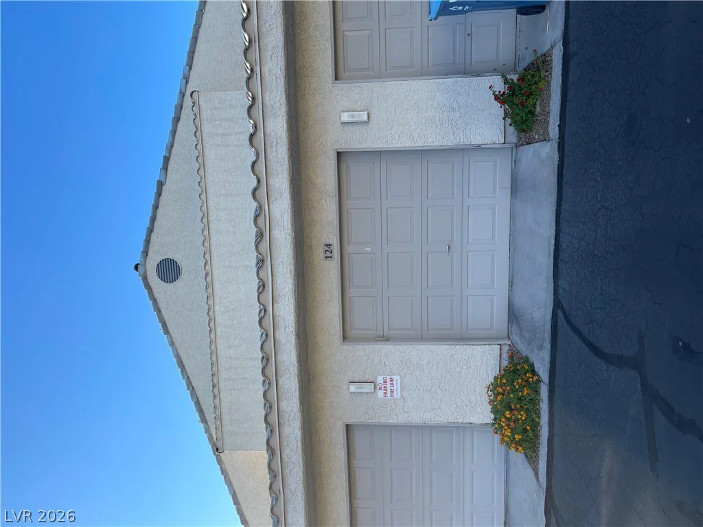 6250 Flamingo, Las Vegas, NV 89103