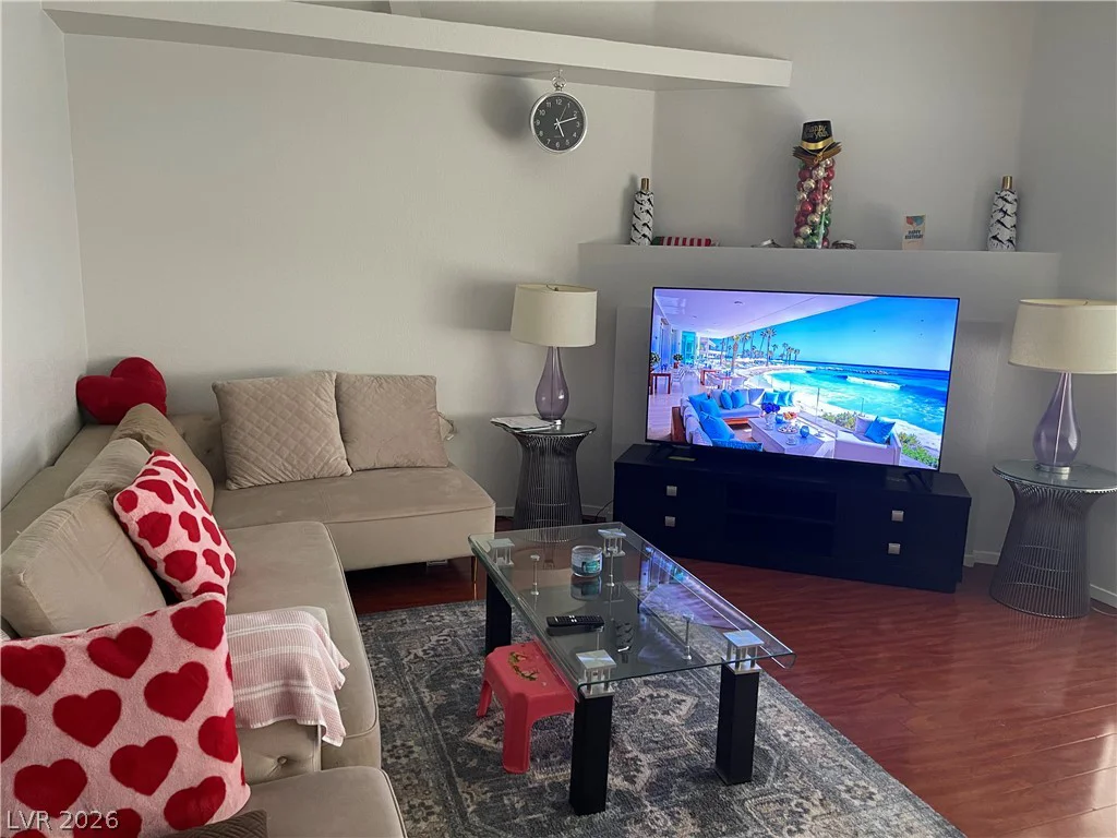 6250 Flamingo, Las Vegas, NV 89103