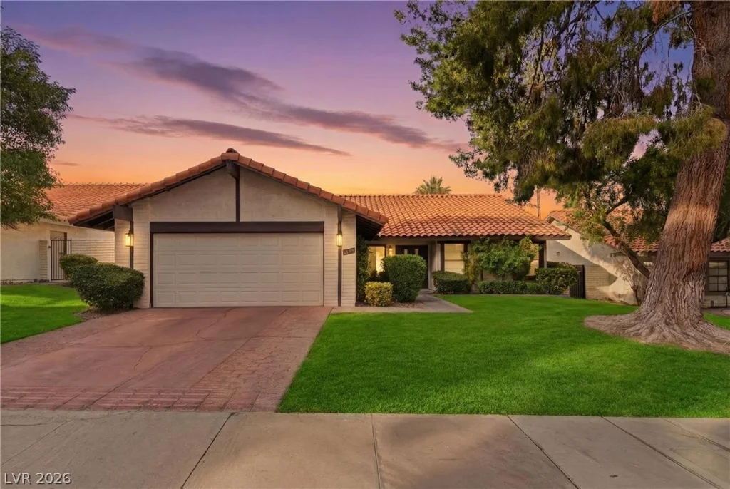 3104 Calle De El Cortez, Las Vegas, NV 89102