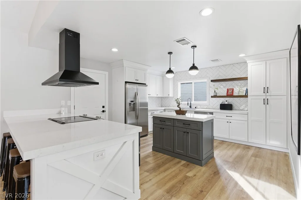 3104 Calle De El Cortez, Las Vegas, NV 89102