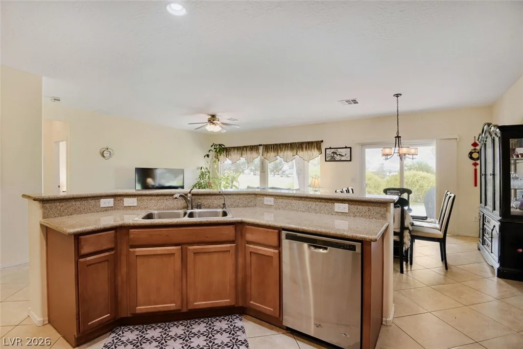 2304 Carrier Dove, North Las Vegas, NV 89084