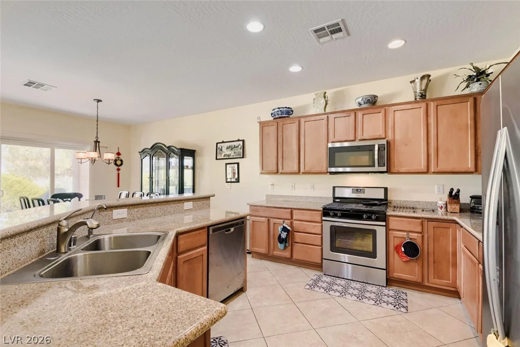 2304 Carrier Dove, North Las Vegas, NV 89084