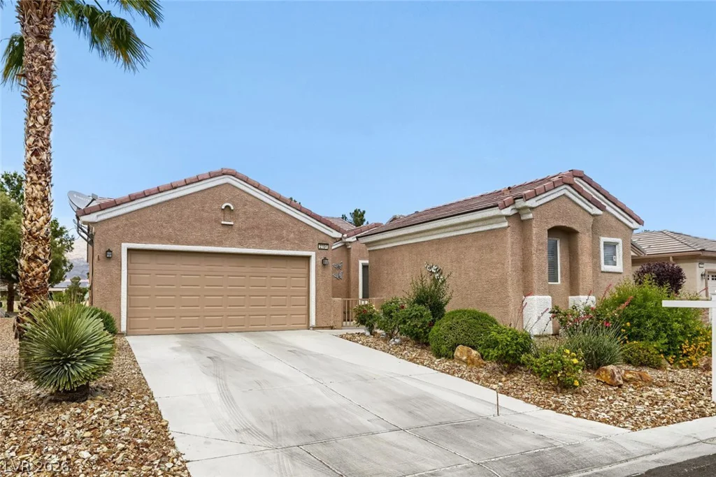 2304 Carrier Dove, North Las Vegas, NV 89084