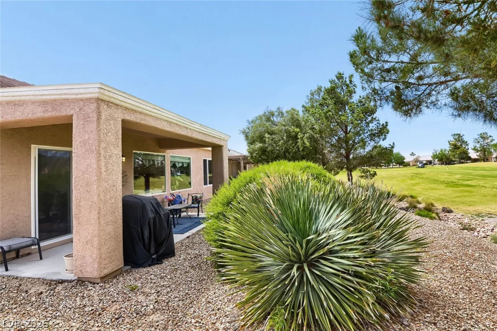 2304 Carrier Dove, North Las Vegas, NV 89084