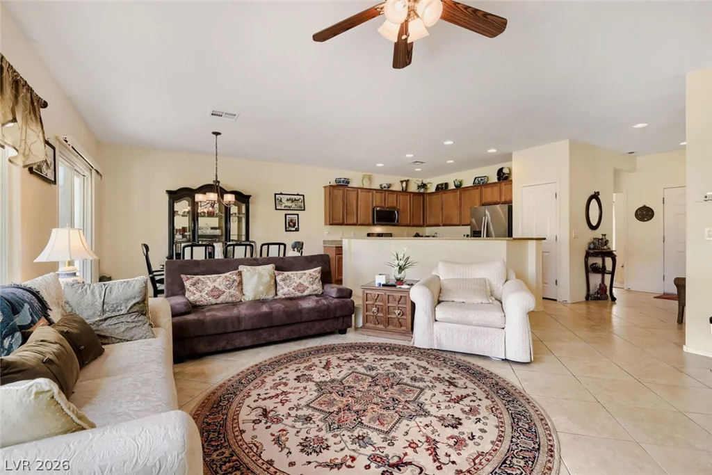 2304 Carrier Dove, North Las Vegas, NV 89084