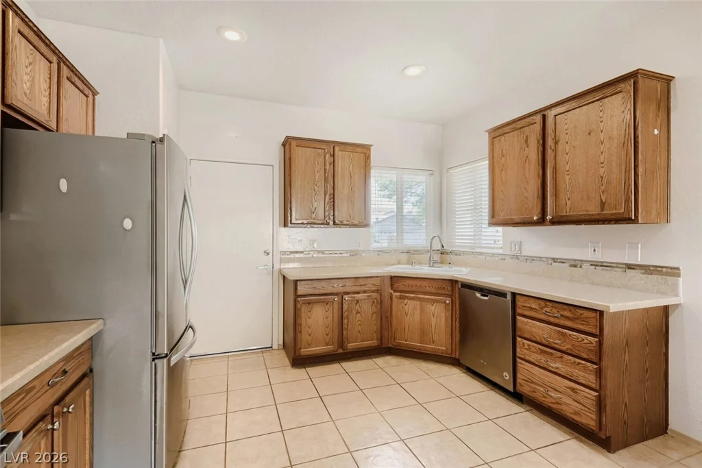 7613 Fruit Dove, North Las Vegas, NV 89084