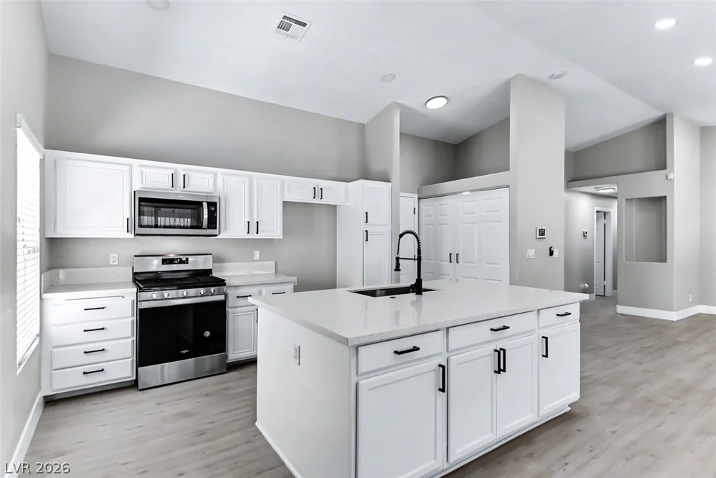 4315 Silvercrest, North Las Vegas, NV 89032