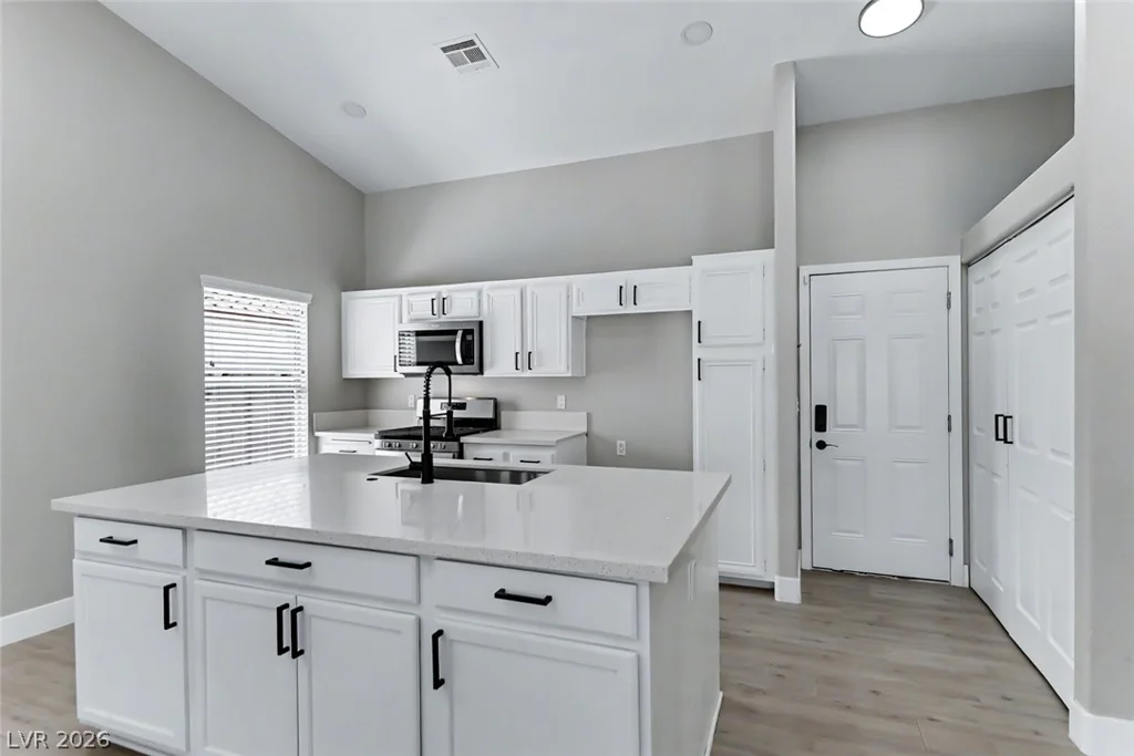 4315 Silvercrest, North Las Vegas, NV 89032
