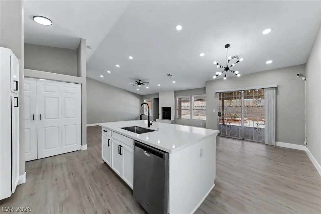 4315 Silvercrest, North Las Vegas, NV 89032