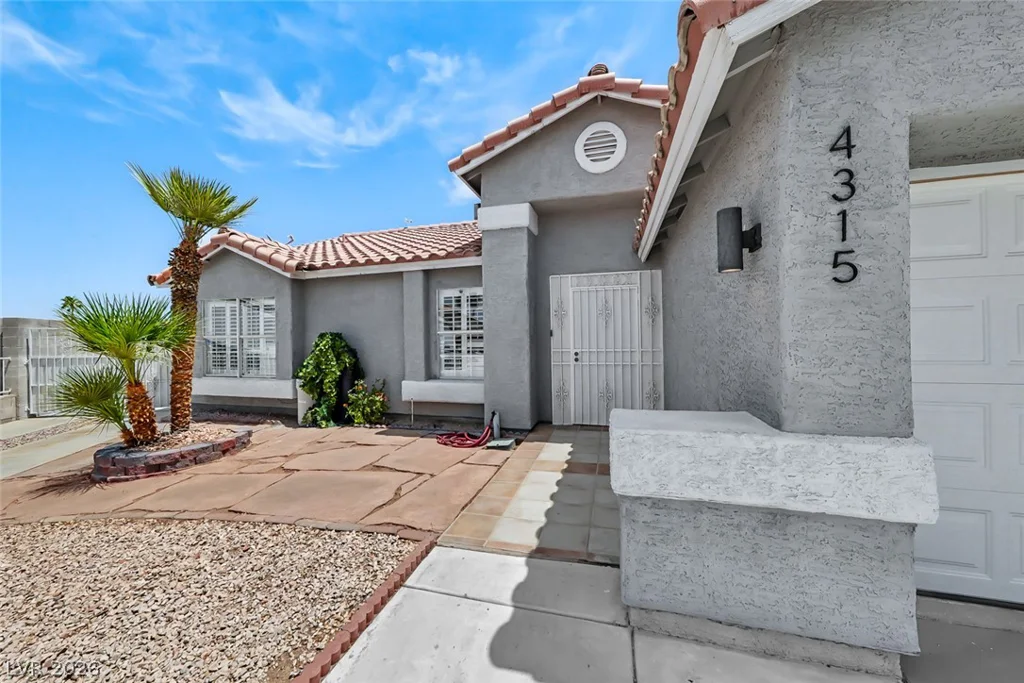 4315 Silvercrest, North Las Vegas, NV 89032