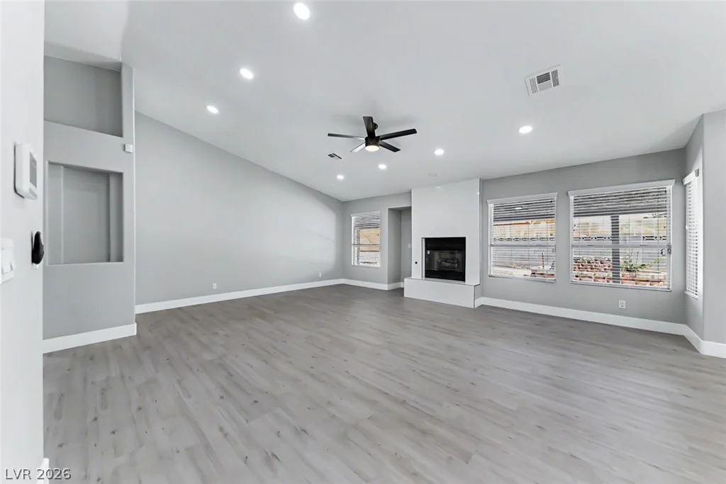 4315 Silvercrest, North Las Vegas, NV 89032