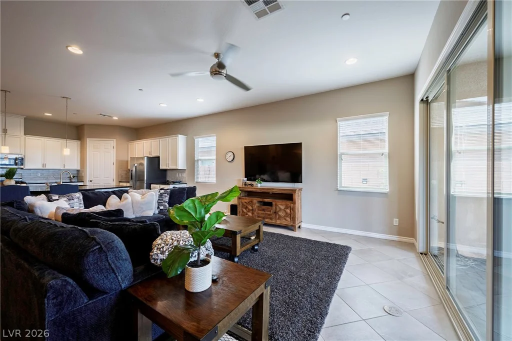 512 Heritage Bridge, Henderson, NV 89011