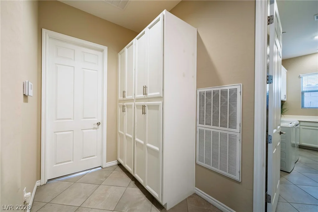 512 Heritage Bridge, Henderson, NV 89011
