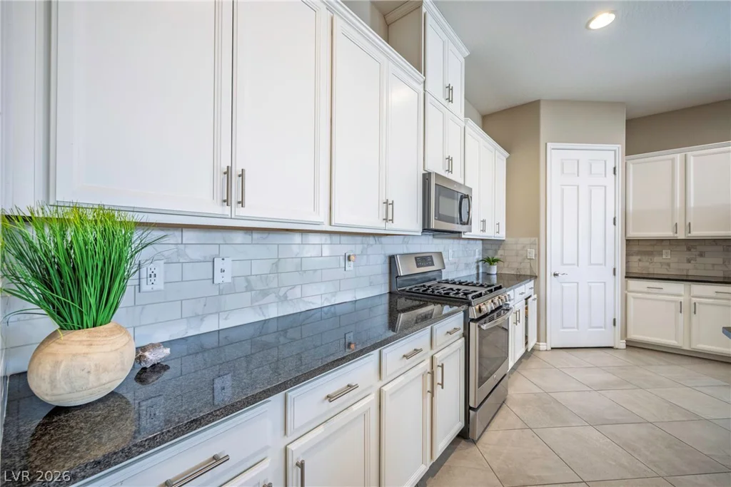 512 Heritage Bridge, Henderson, NV 89011