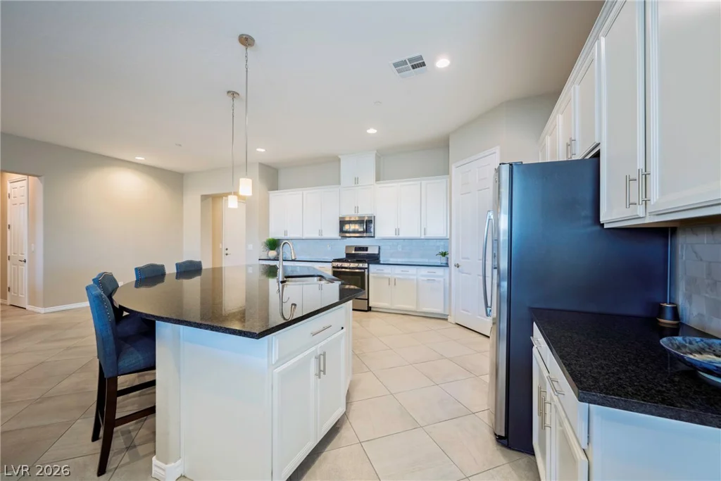512 Heritage Bridge, Henderson, NV 89011
