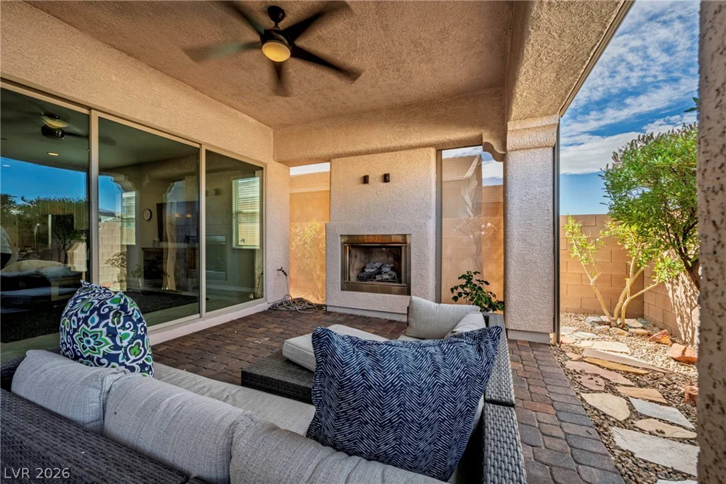 512 Heritage Bridge, Henderson, NV 89011