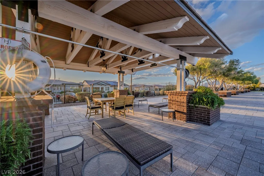 512 Heritage Bridge, Henderson, NV 89011