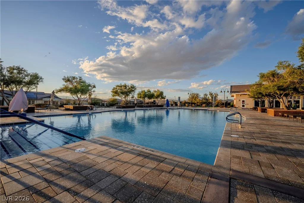 512 Heritage Bridge, Henderson, NV 89011