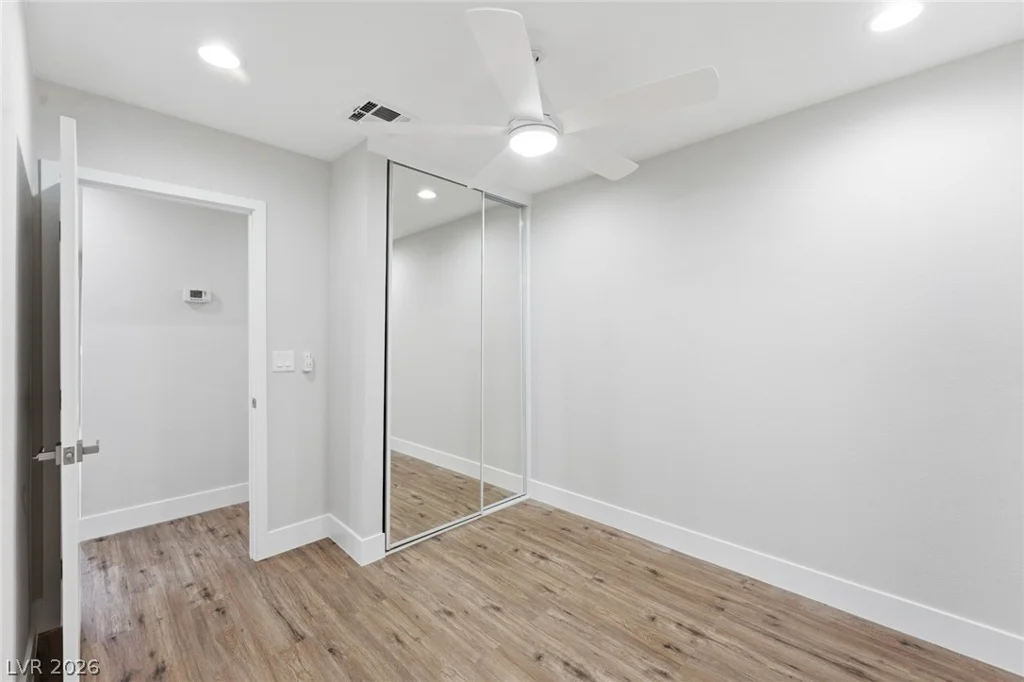 3182 Palmdale, Las Vegas, NV 89121