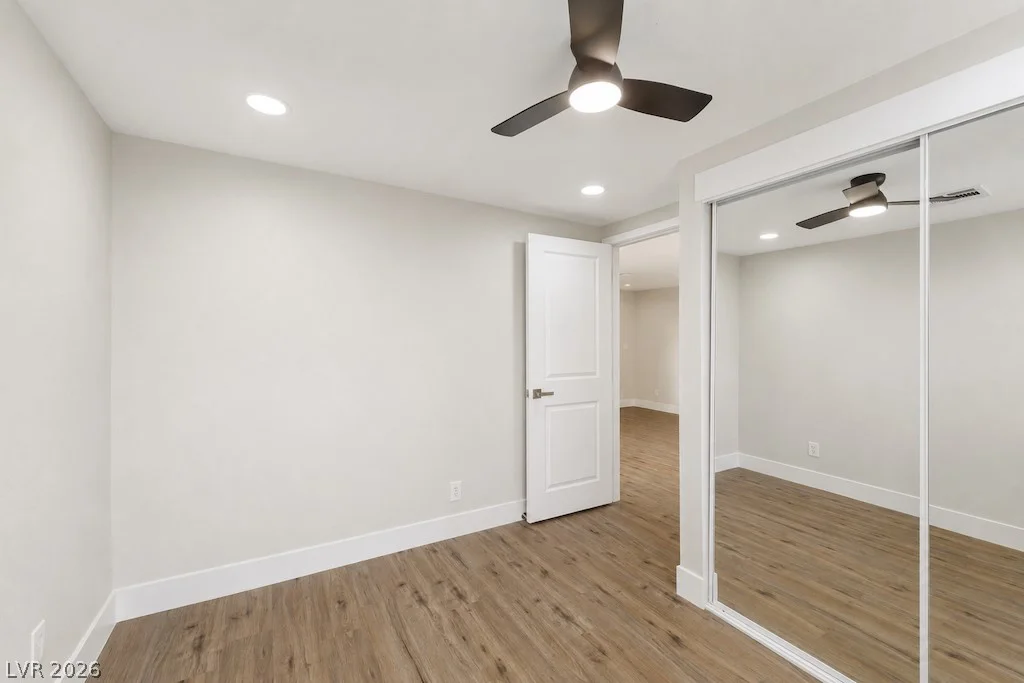 3182 Palmdale, Las Vegas, NV 89121