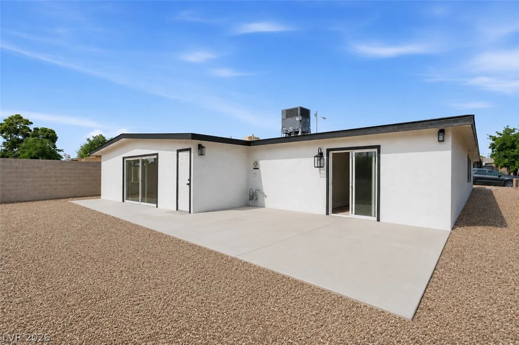 3182 Palmdale, Las Vegas, NV 89121