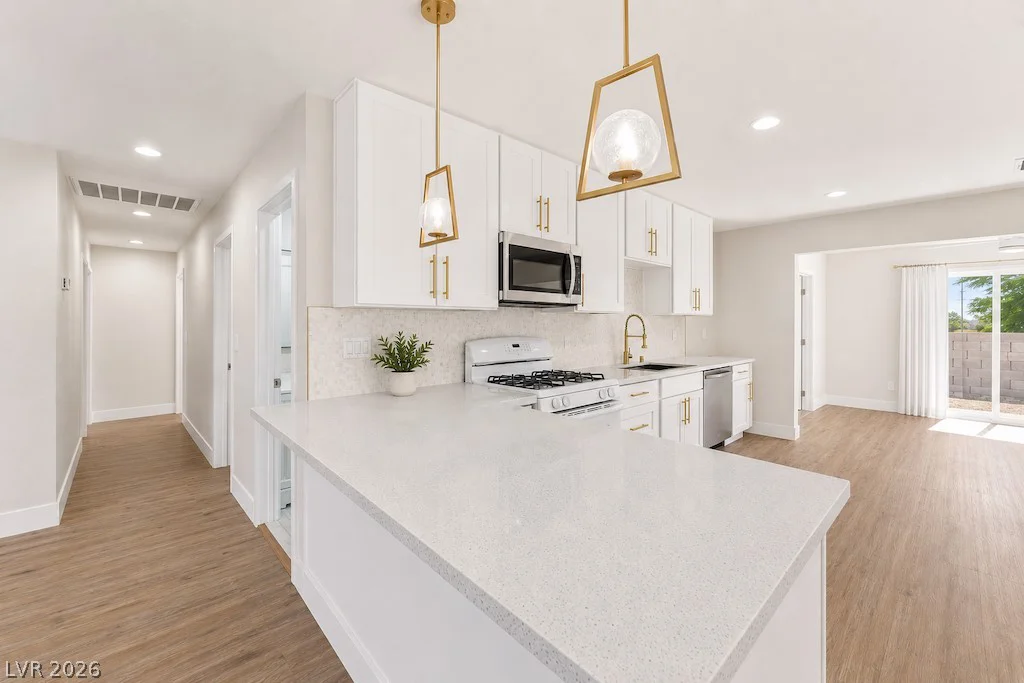 3182 Palmdale, Las Vegas, NV 89121