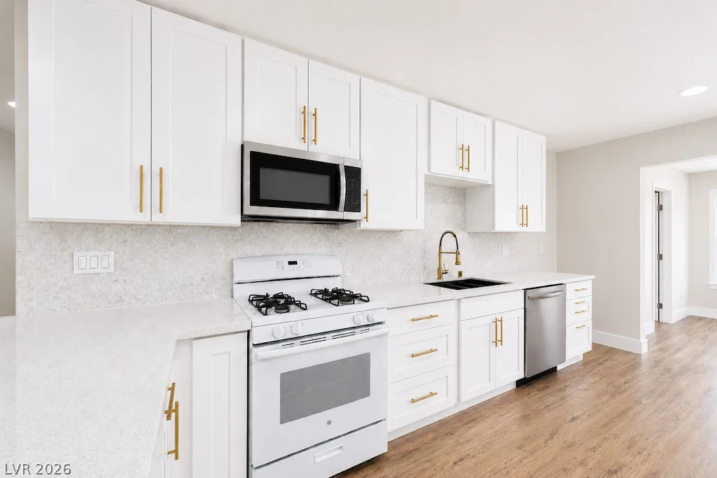 3182 Palmdale, Las Vegas, NV 89121