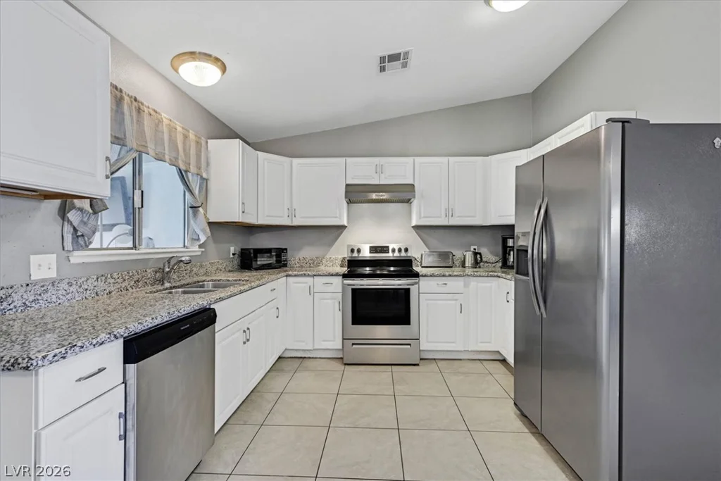 6545 Casa Linda, Las Vegas, NV 89103