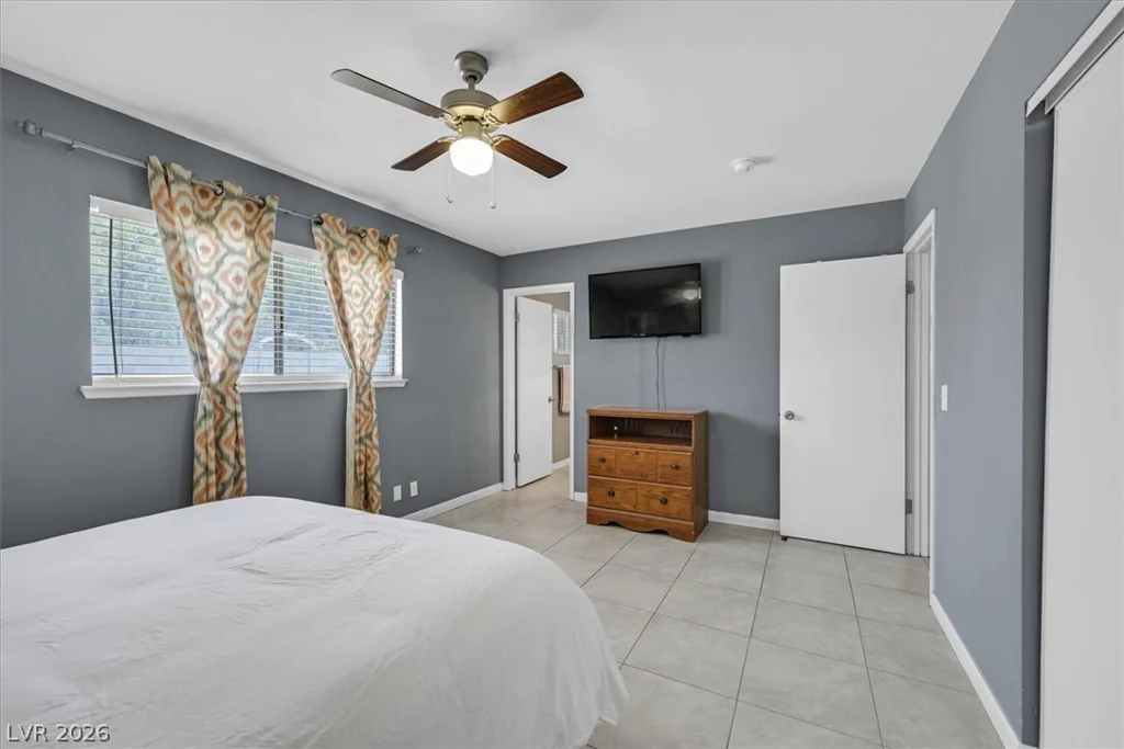 6545 Casa Linda, Las Vegas, NV 89103