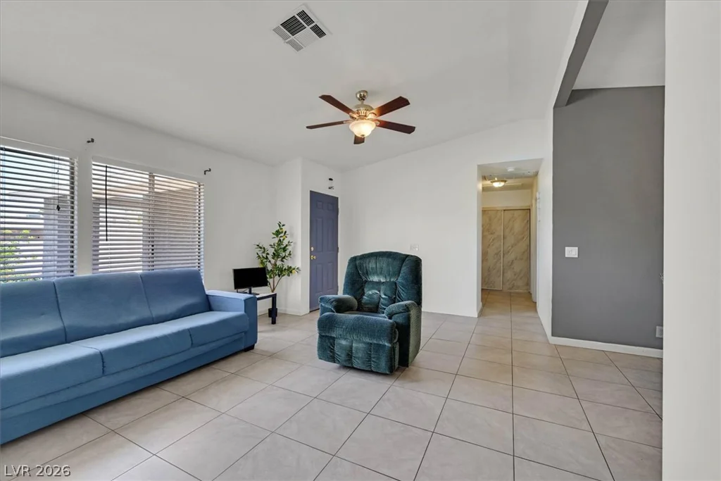 6545 Casa Linda, Las Vegas, NV 89103