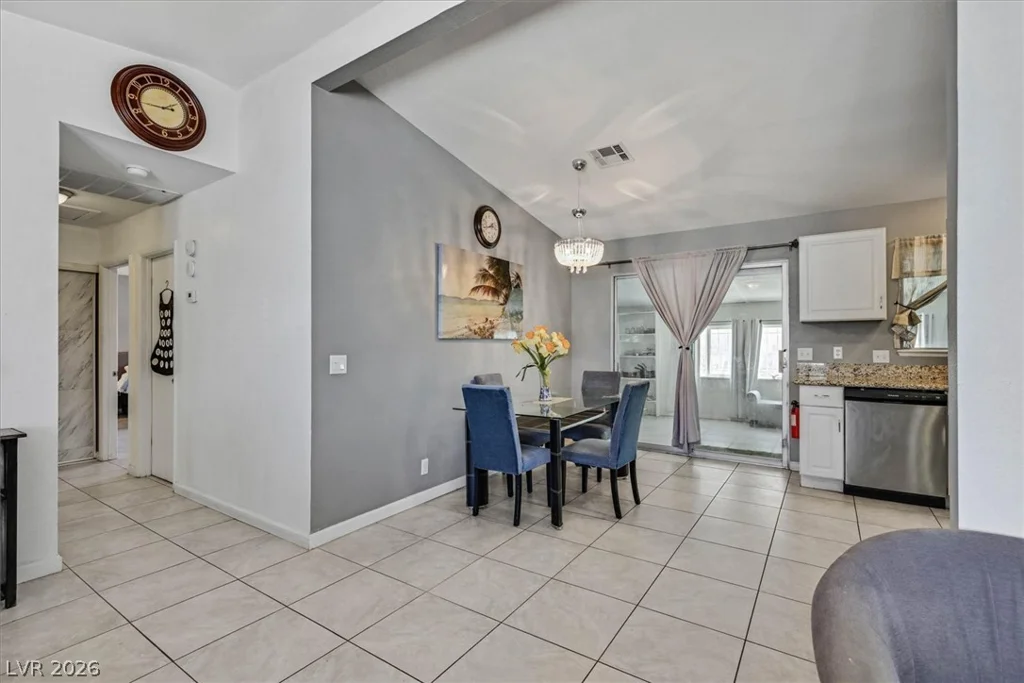 6545 Casa Linda, Las Vegas, NV 89103