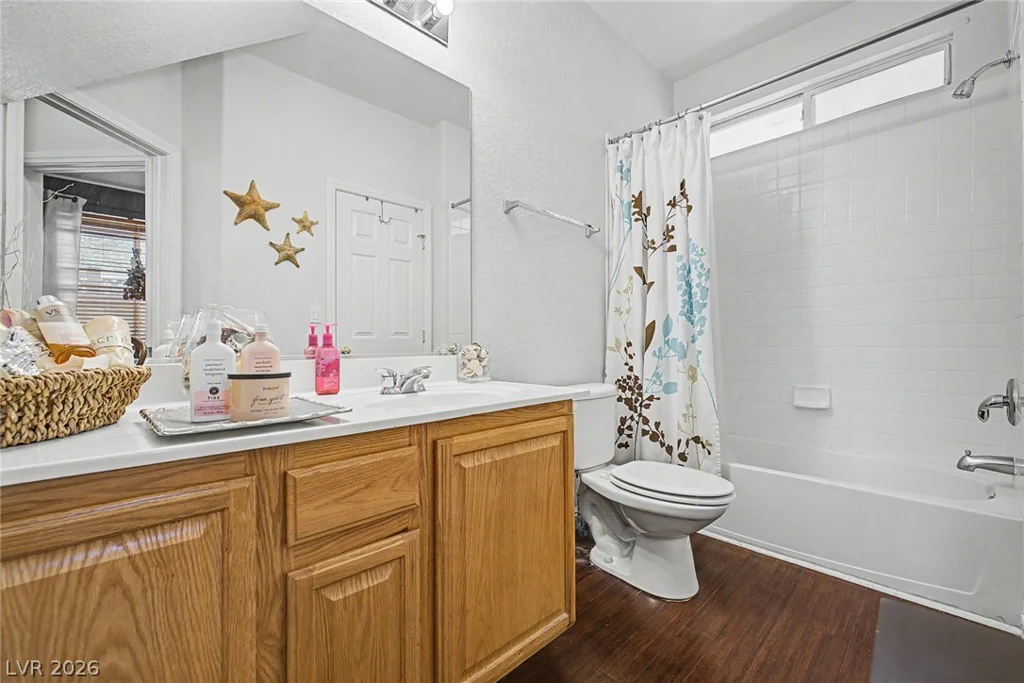 6188 Bridgeport Hills, Las Vegas, NV 89139