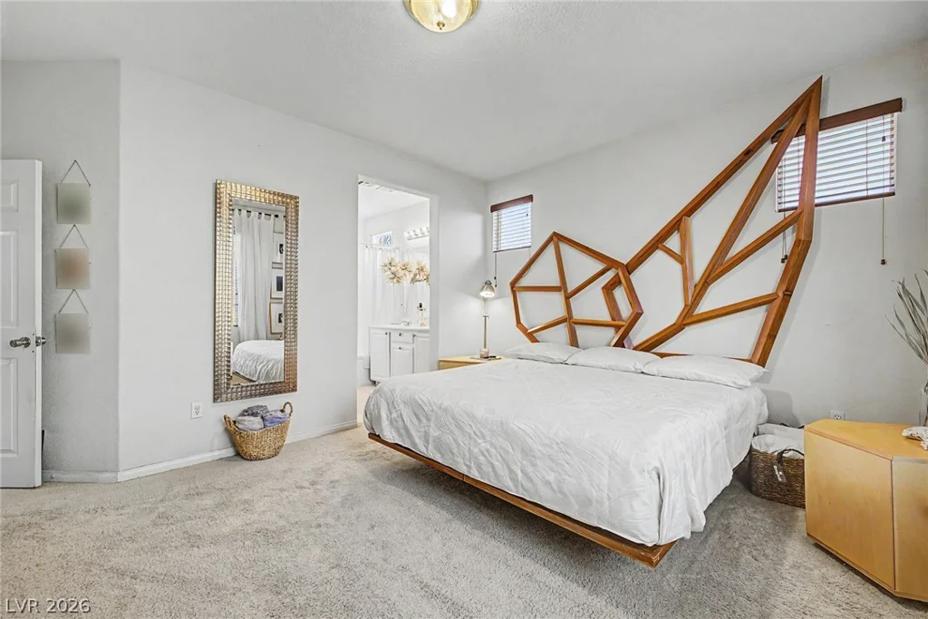 6188 Bridgeport Hills, Las Vegas, NV 89139