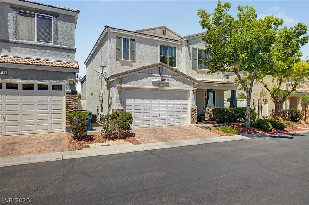 6188 Bridgeport Hills, Las Vegas, NV 89139