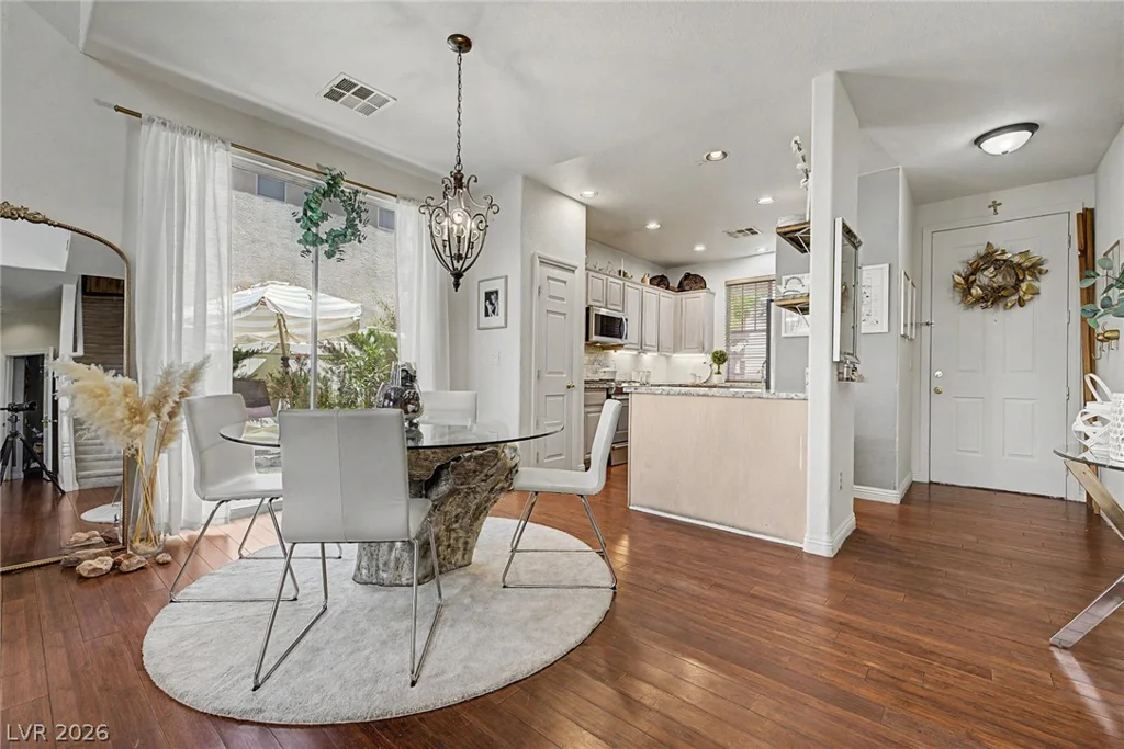 6188 Bridgeport Hills, Las Vegas, NV 89139