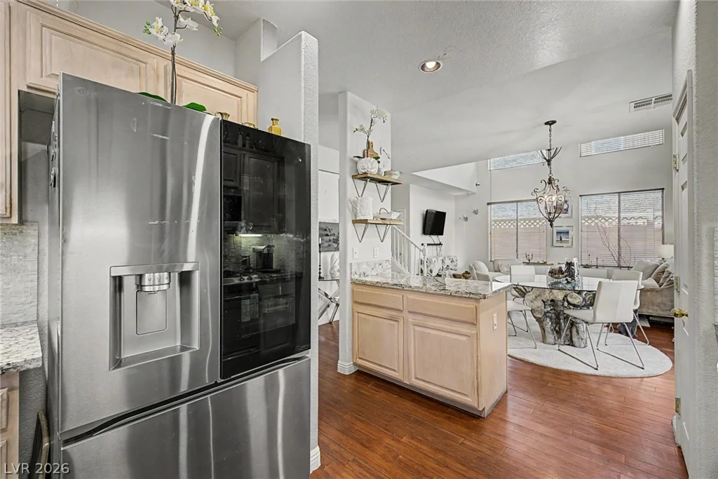 6188 Bridgeport Hills, Las Vegas, NV 89139