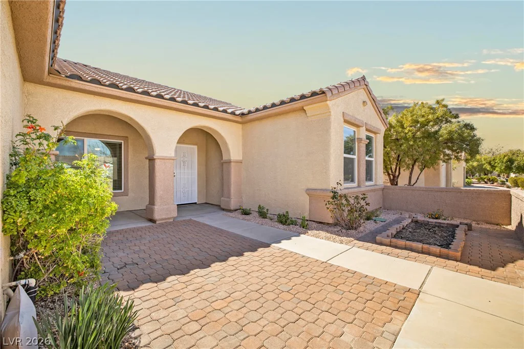 2565 Gilbertville, Henderson, NV 89052