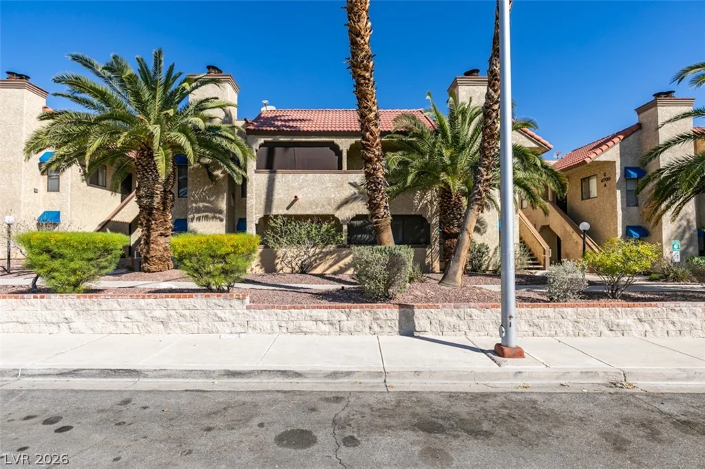 4702 Obannon, Las Vegas, NV 89102