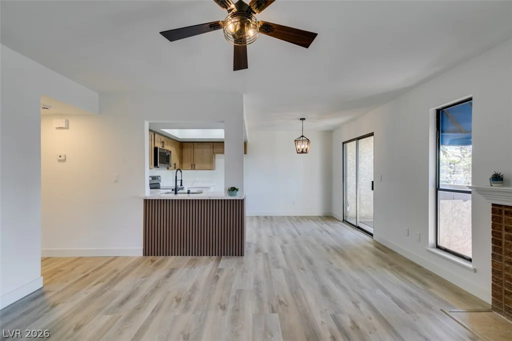 4702 Obannon, Las Vegas, NV 89102