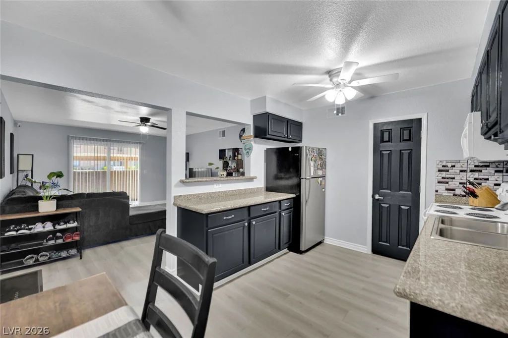 2451 Rainbow, Las Vegas, NV 89108