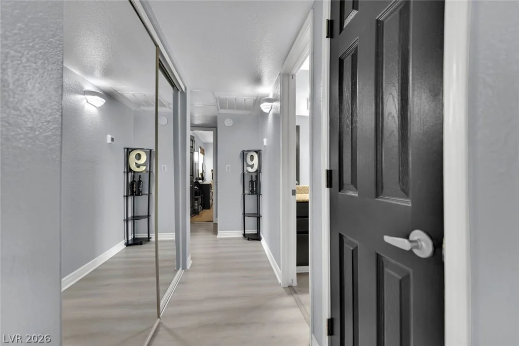 2451 Rainbow, Las Vegas, NV 89108