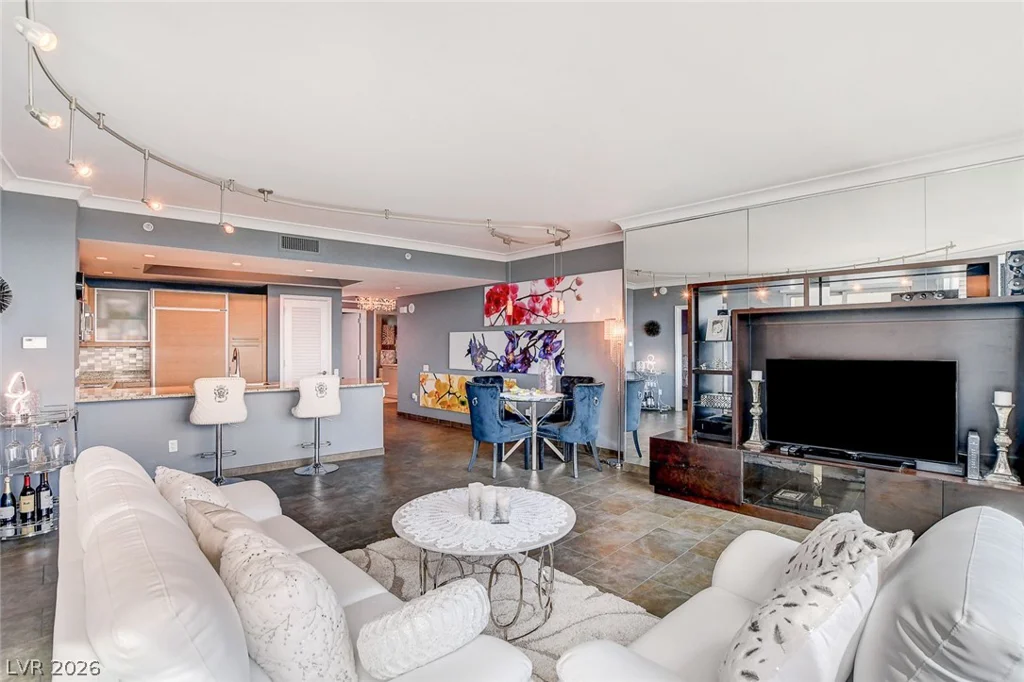 322 Karen, Las Vegas, NV 89109