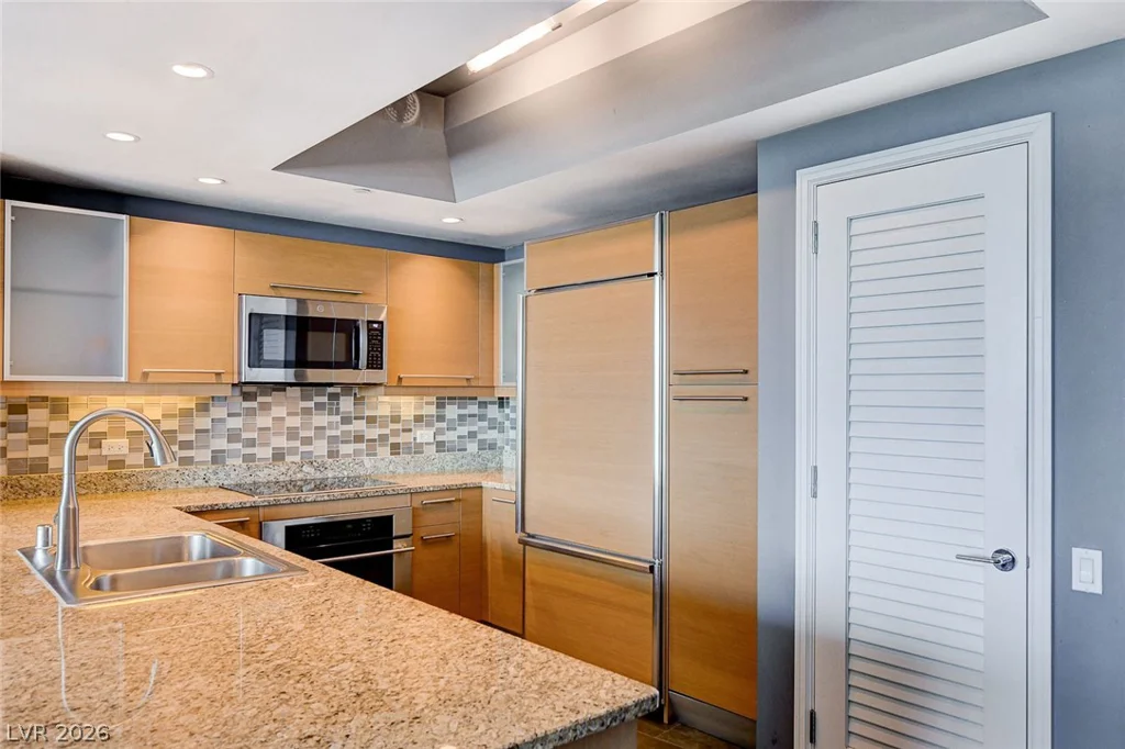 322 Karen, Las Vegas, NV 89109